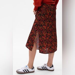 Gap Cornucopia Red & Black Floral midi skirt
